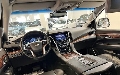 Cadillac Escalade IV, 2016 год, 5 550 000 рублей, 8 фотография