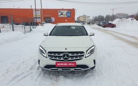 Mercedes-Benz GLA, 2017 год, 2 970 000 рублей, 2 фотография