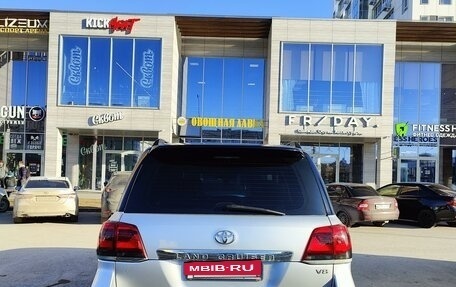 Toyota Land Cruiser 200, 2010 год, 5 700 000 рублей, 2 фотография