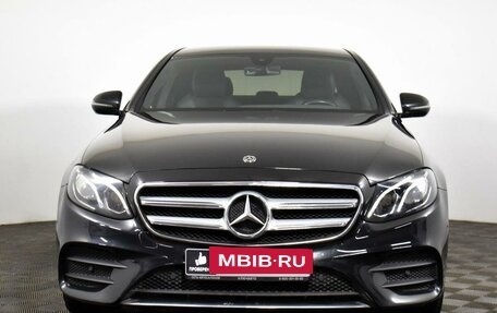 Mercedes-Benz E-Класс, 2019 год, 4 030 000 рублей, 2 фотография