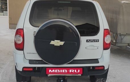 Chevrolet Niva I рестайлинг, 2017 год, 850 000 рублей, 3 фотография