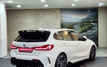 BMW 1 серия, 2021 год, 2 300 005 рублей, 3 фотография