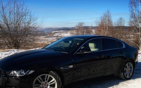 Jaguar XE I рестайлинг, 2015 год, 1 949 000 рублей, 6 фотография
