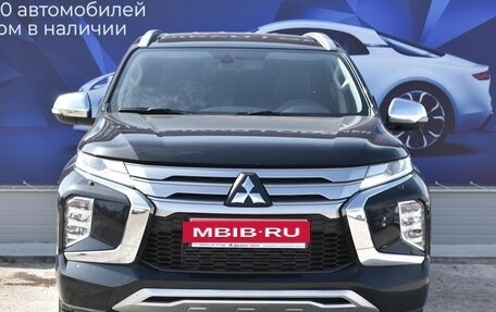 Mitsubishi Pajero Sport III рестайлинг, 2021 год, 3 950 000 рублей, 9 фотография