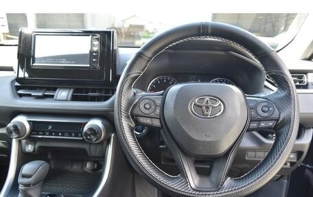 Toyota RAV4, 2020 год, 2 249 000 рублей, 8 фотография