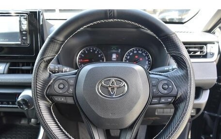 Toyota RAV4, 2020 год, 2 249 000 рублей, 7 фотография