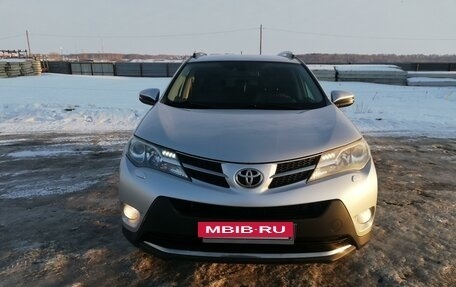 Toyota RAV4, 2013 год, 2 340 000 рублей, 2 фотография