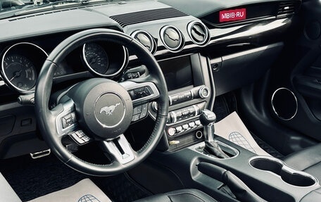 Ford Mustang VI рестайлинг, 2022 год, 4 500 000 рублей, 2 фотография