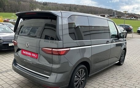 Volkswagen Multivan, 2023 год, 11 500 000 рублей, 5 фотография