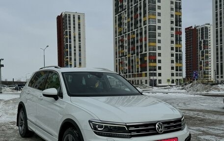 Volkswagen Tiguan II, 2020 год, 3 019 000 рублей, 2 фотография