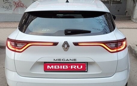 Renault Megane IV, 2018 год, 1 425 000 рублей, 2 фотография