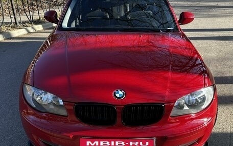 BMW 1 серия, 2011 год, 1 340 000 рублей, 2 фотография
