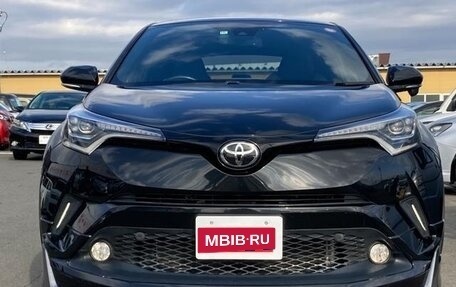 Toyota C-HR I рестайлинг, 2016 год, 1 400 000 рублей, 2 фотография