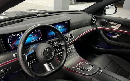 Mercedes-Benz E-Класс, 2020 год, 5 800 000 рублей, 10 фотография