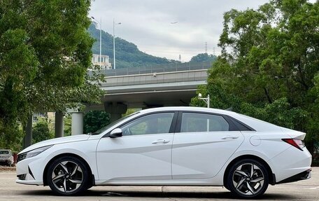 Hyundai Elantra, 2020 год, 1 700 000 рублей, 5 фотография