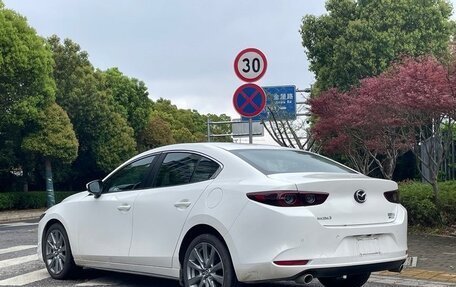 Mazda 3, 2023 год, 2 650 000 рублей, 4 фотография