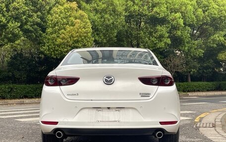 Mazda 3, 2023 год, 2 650 000 рублей, 5 фотография
