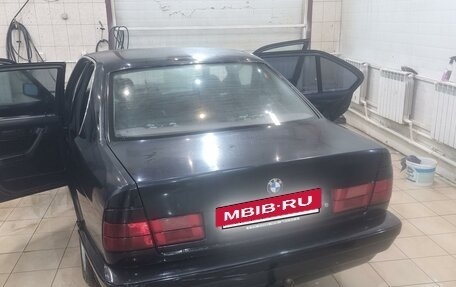 BMW 5 серия, 1992 год, 380 000 рублей, 4 фотография