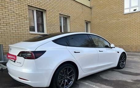 Tesla Model 3 I, 2021 год, 3 999 999 рублей, 2 фотография