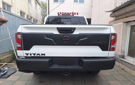 Nissan Titan II, 2021 год, 6 800 000 рублей, 5 фотография
