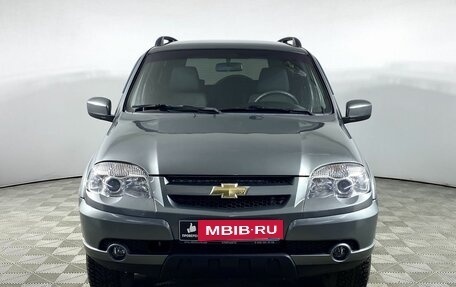 Chevrolet Niva I рестайлинг, 2017 год, 955 000 рублей, 2 фотография