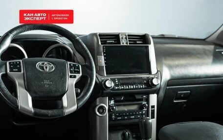 Toyota Land Cruiser Prado 150 рестайлинг 2, 2013 год, 3 150 000 рублей, 4 фотография