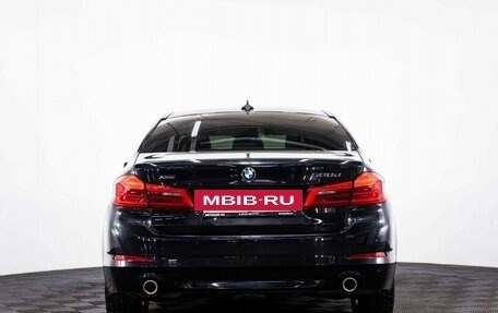 BMW 5 серия, 2019 год, 3 100 000 рублей, 6 фотография