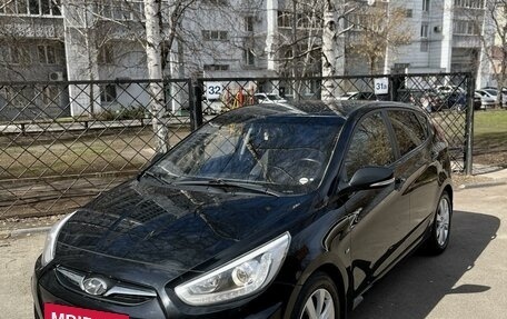 Hyundai Solaris II рестайлинг, 2013 год, 1 060 000 рублей, 6 фотография