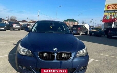 BMW 5 серия, 2004 год, 830 000 рублей, 2 фотография