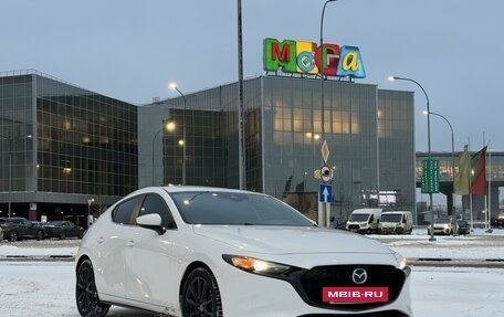 Mazda 3, 2021 год, 2 350 000 рублей, 3 фотография