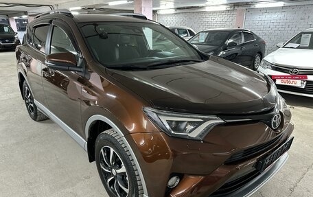 Toyota RAV4, 2017 год, 2 935 000 рублей, 3 фотография