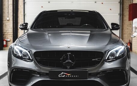 Mercedes-Benz E-Класс AMG, 2018 год, 9 000 000 рублей, 2 фотография