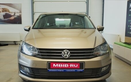 Volkswagen Polo VI (EU Market), 2016 год, 1 110 000 рублей, 2 фотография