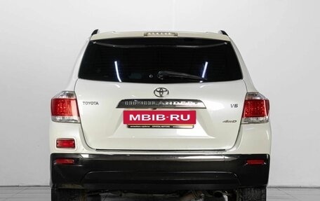 Toyota Highlander III, 2013 год, 2 099 000 рублей, 5 фотография