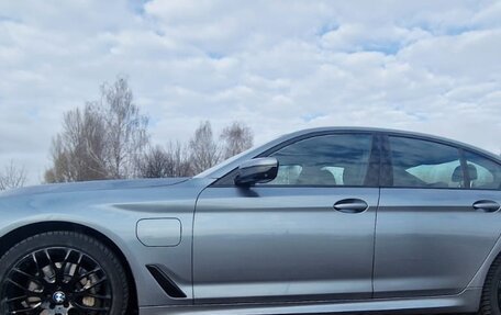 BMW 5 серия, 2018 год, 3 300 000 рублей, 3 фотография