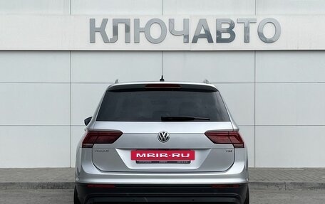 Volkswagen Tiguan II, 2017 год, 2 199 000 рублей, 5 фотография