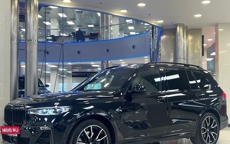 BMW X7, 2021 год, 10 888 000 рублей, 3 фотография