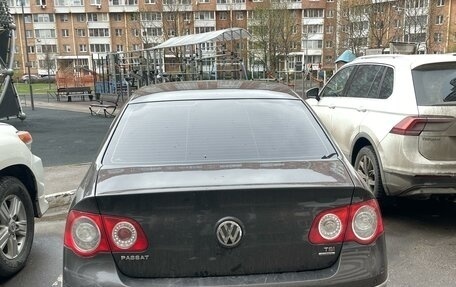 Volkswagen Passat B6, 2009 год, 680 000 рублей, 2 фотография