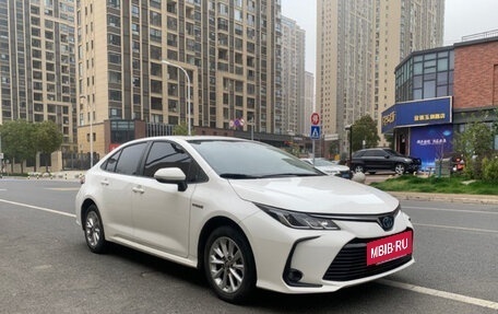 Toyota Corolla, 2021 год, 1 620 000 рублей, 3 фотография