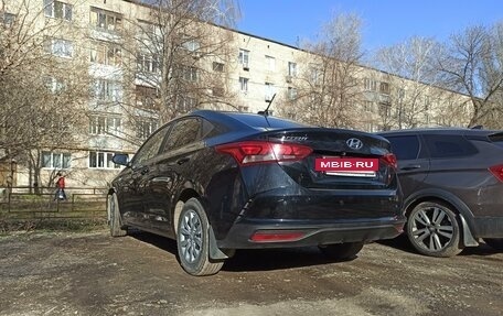 Hyundai Accent IV, 2022 год, 1 999 999 рублей, 5 фотография