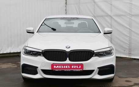 BMW 5 серия, 2019 год, 4 715 000 рублей, 2 фотография