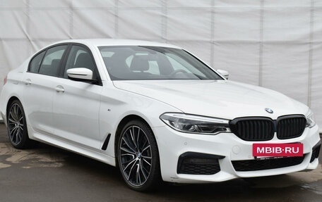 BMW 5 серия, 2019 год, 4 715 000 рублей, 3 фотография