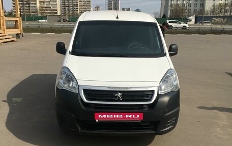 Peugeot Partner II рестайлинг 2, 2015 год, 1 150 000 рублей, 3 фотография