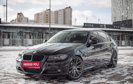 BMW 3 серия, 2011 год, 2 000 000 рублей, 2 фотография