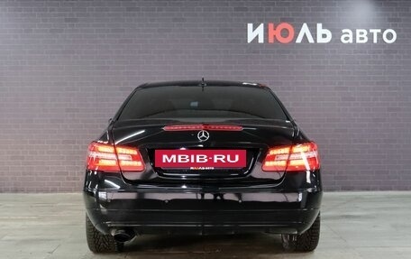 Mercedes-Benz E-Класс, 2011 год, 1 570 000 рублей, 5 фотография