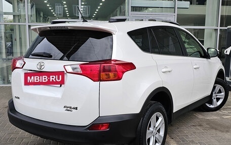 Toyota RAV4, 2013 год, 2 450 000 рублей, 2 фотография