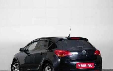 Opel Astra J, 2011 год, 819 000 рублей, 4 фотография