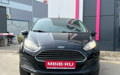 Ford Fiesta, 2015 год, 1 050 000 рублей, 2 фотография