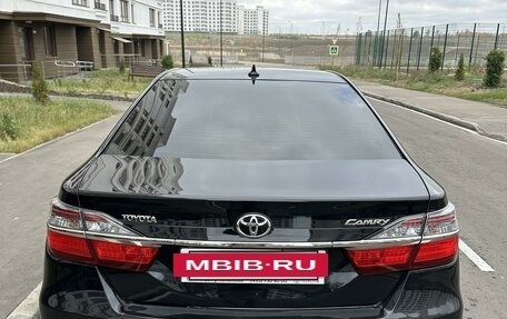 Toyota Camry, 2015 год, 1 925 000 рублей, 4 фотография