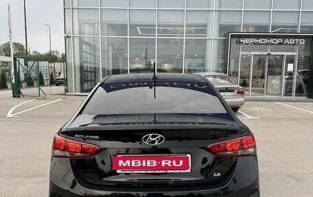 Hyundai Solaris II рестайлинг, 2017 год, 1 410 000 рублей, 2 фотография